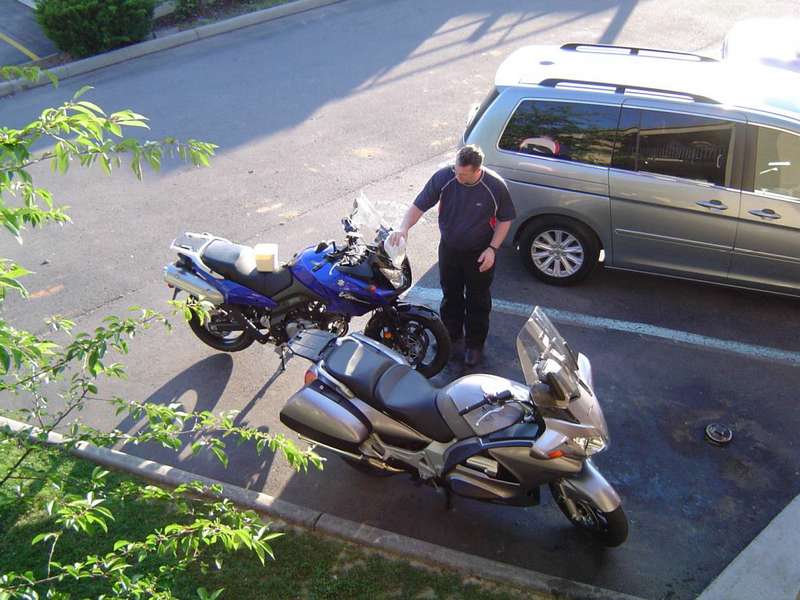 pic2.jpg
