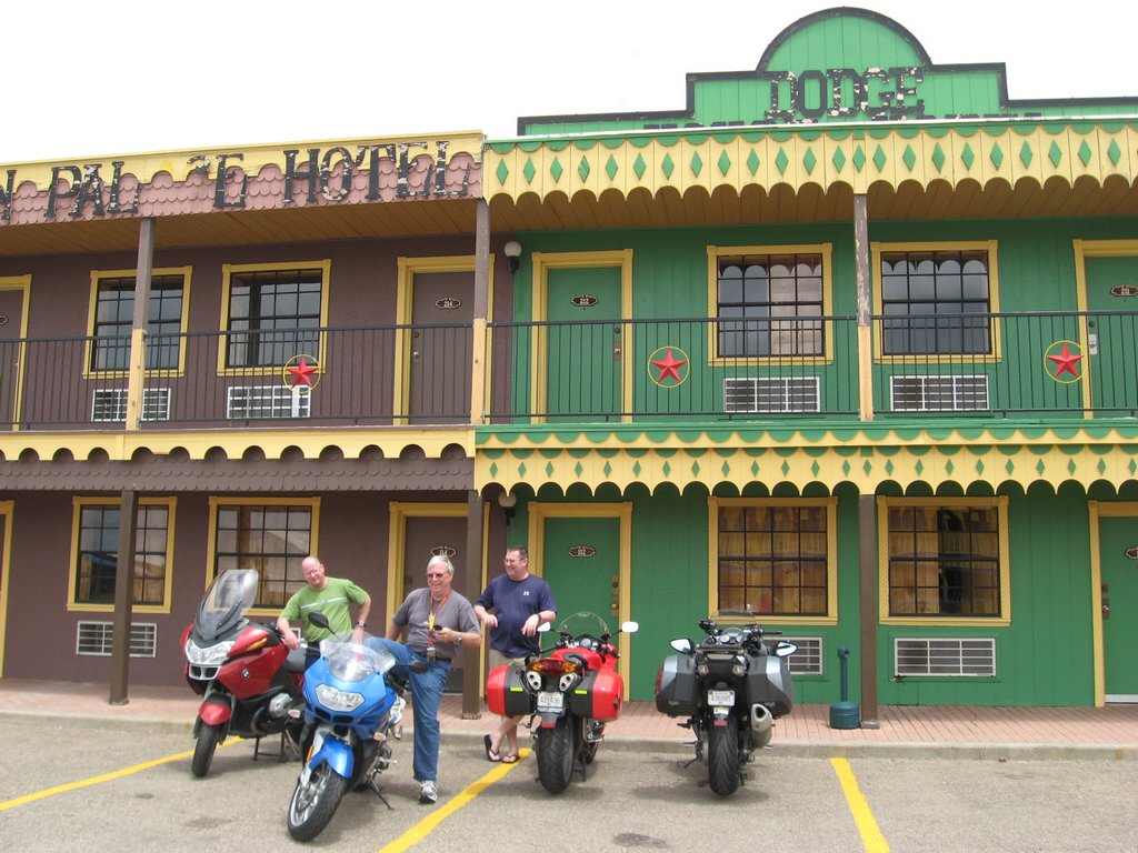 BigTexanMotel.jpg