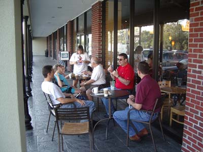 Starbucks_thb.jpg 400x300