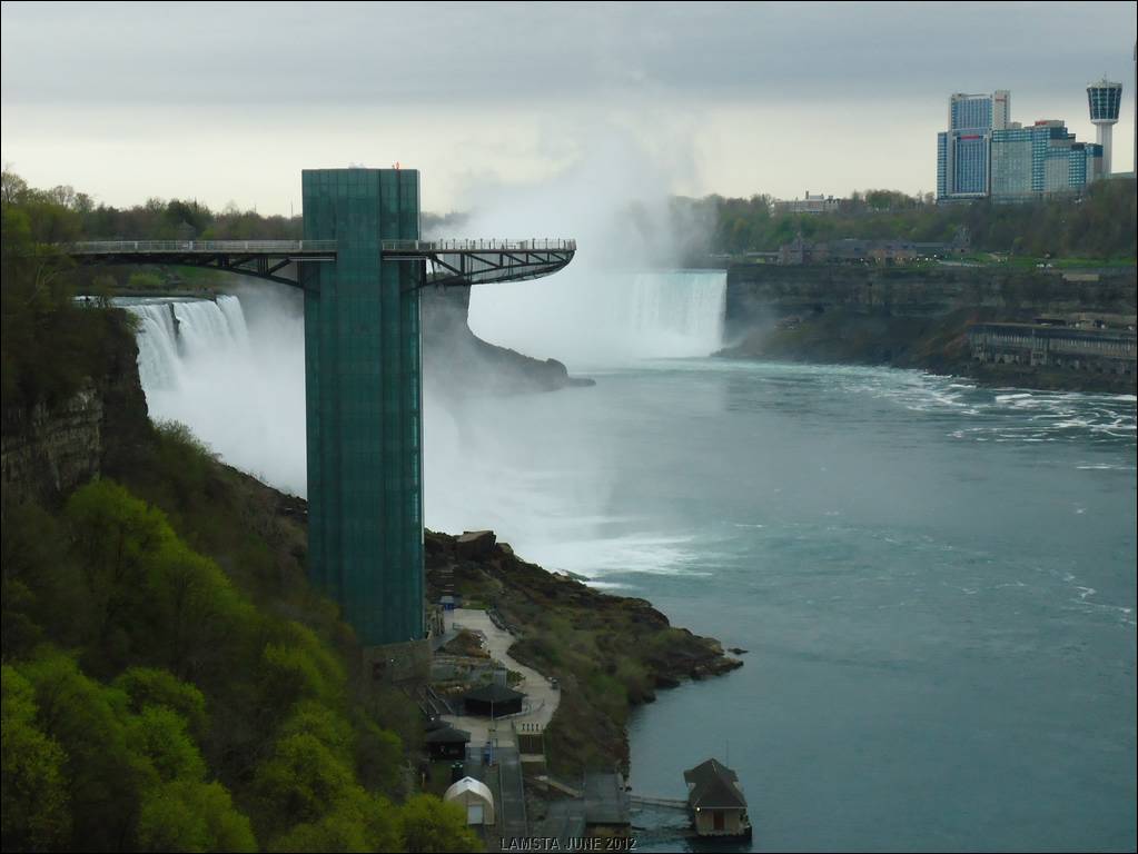 NiagaraFalls2.JPG