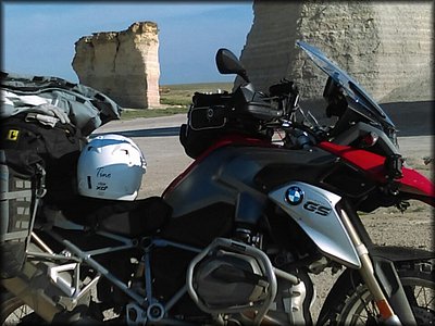 tnmonumentrocks (36K)