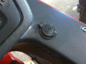 12VpowerThumb.jpg 300x225