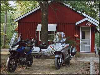 tnAppleCreekCabin02.jpg 320x240