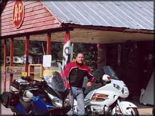 tnTim@AandP.jpg 320x240